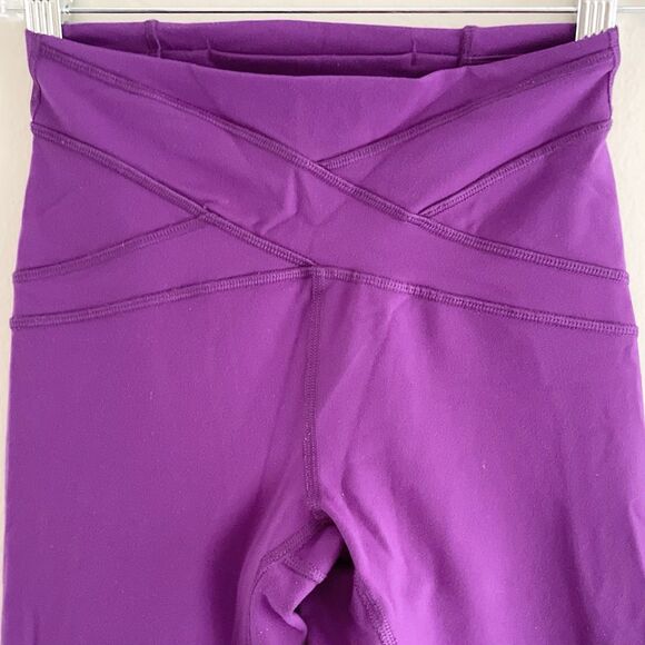 Lululemon Free To Flow Leggings Size 4 Purple Cross Over Waist Full Length - Picture 5 of 13